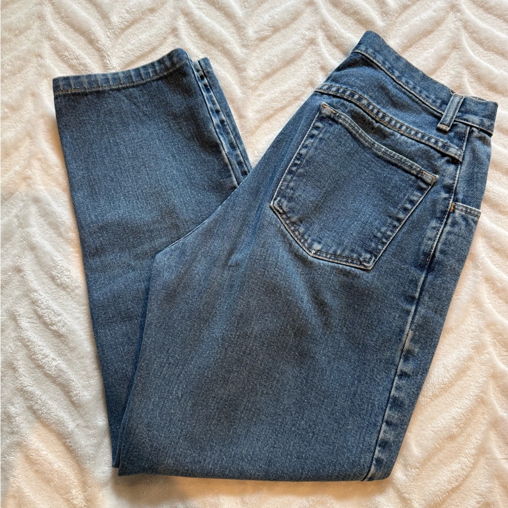 Wrangler Women's Straight Leg Jeans in Medium Blue